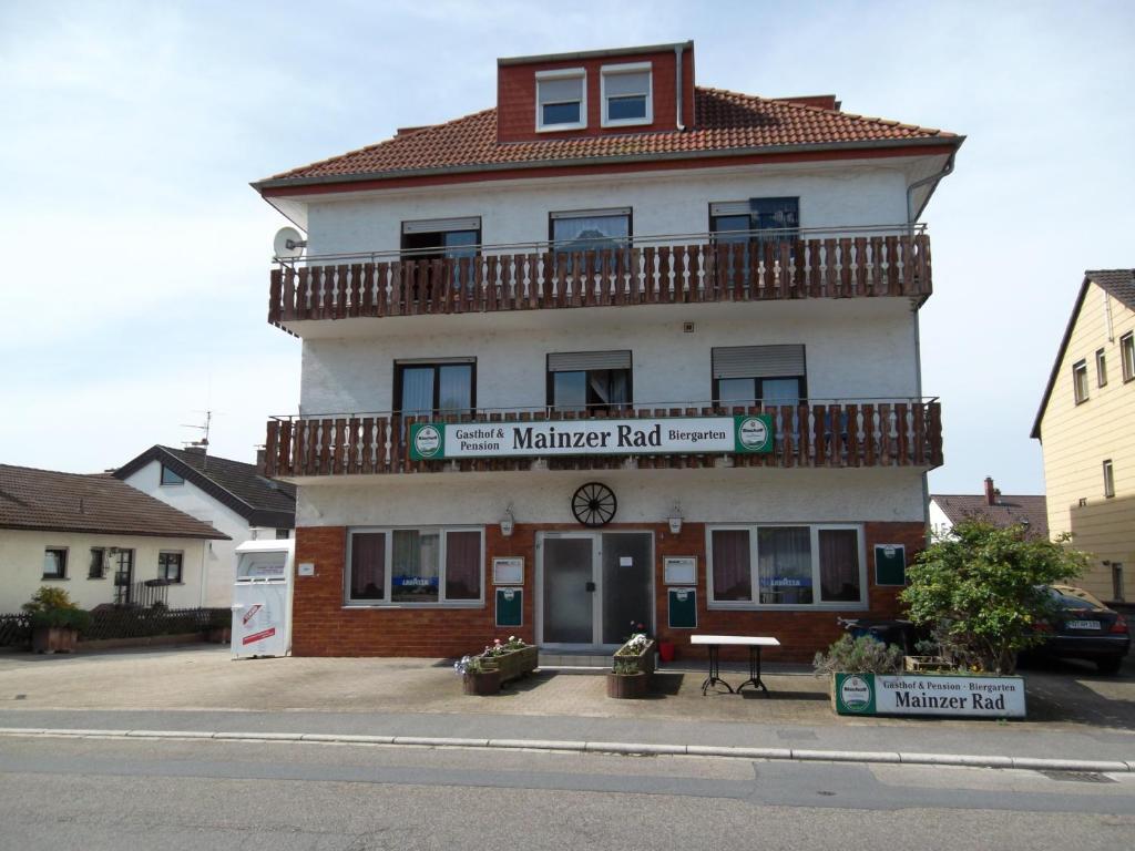 Gasthof Und Pension Mainzer Rad Schwetzingen Szoba fotó